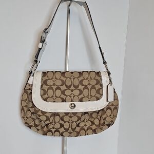 Vintage Coach Soho Pleated Signature Flap Shoulder Bag - Style F13739